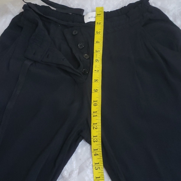 ARITZIA WILFRED BLACK PANTS SMALL - Picture 14 of 16